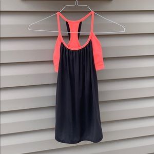 Lululemon Razorback tank top - Size 4